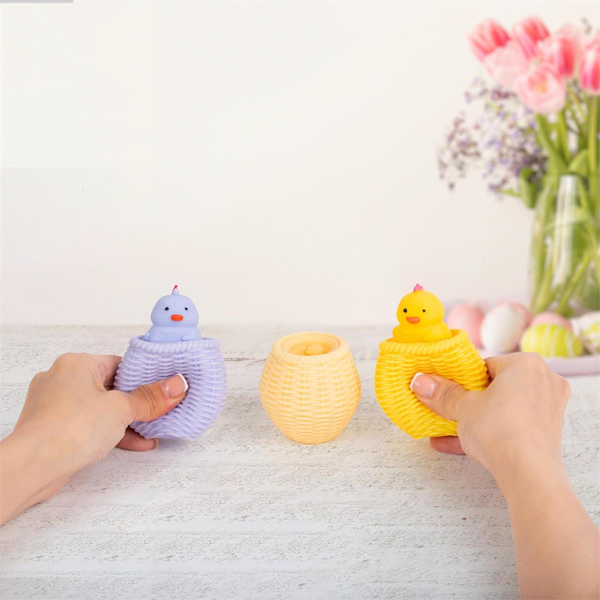 EASTER SQUEEZE POP UP CHICK